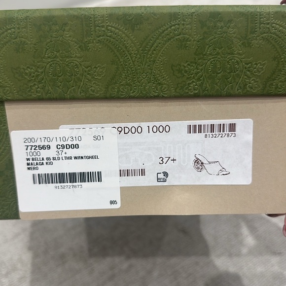 Gucci interlocking G leather mule - Picture 7 of 7